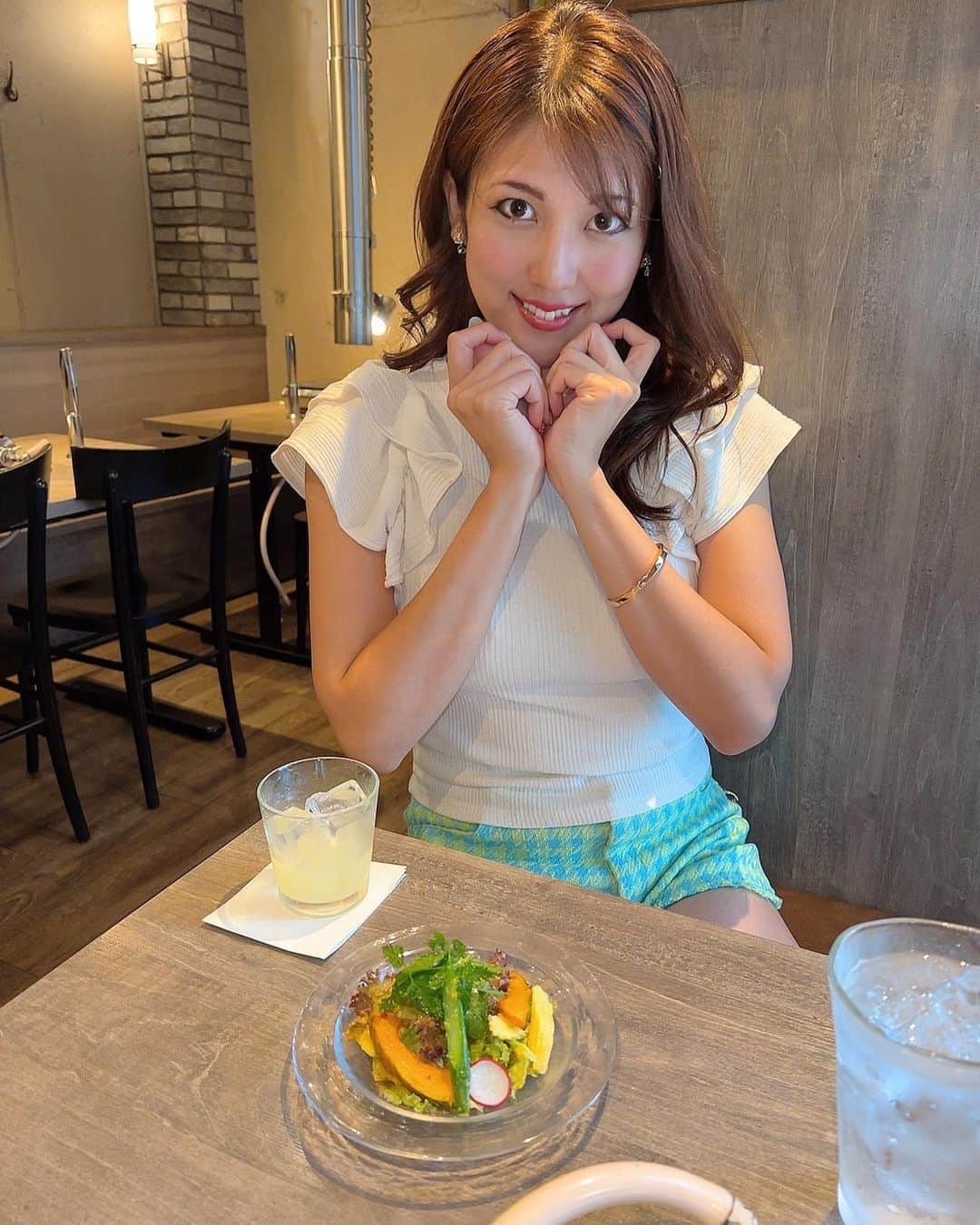 神谷麻美さんのインスタグラム写真 - (神谷麻美Instagram)「#うしごろバンビーナ　でSEASONAL コース 食べたよ💖✨  #焼肉　全部美味しすぎて、幸せ💖🐃💖🌈💖  毎回思う🥰💖 すき焼き好きすぎ〜🥰💖🐣💖✨   #五反田ディナー  #五反田グルメ」6月9日 19時49分 - asamice428