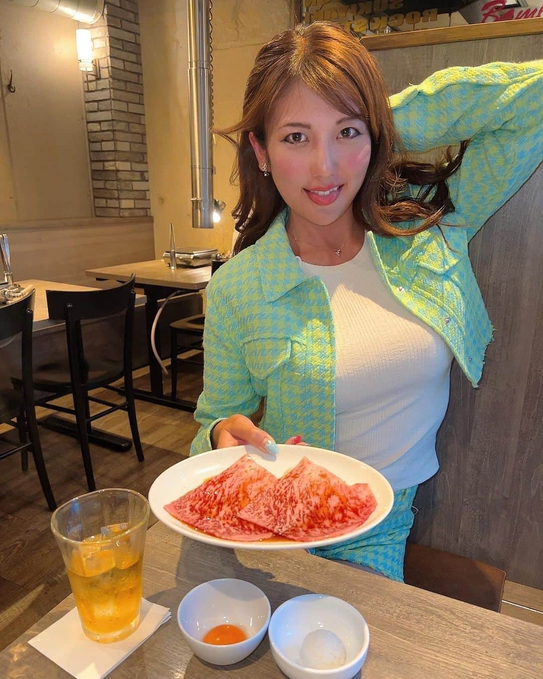 神谷麻美さんのインスタグラム写真 - (神谷麻美Instagram)「#うしごろバンビーナ　でSEASONAL コース 食べたよ💖✨  #焼肉　全部美味しすぎて、幸せ💖🐃💖🌈💖  毎回思う🥰💖 すき焼き好きすぎ〜🥰💖🐣💖✨   #五反田ディナー  #五反田グルメ」6月9日 19時49分 - asamice428