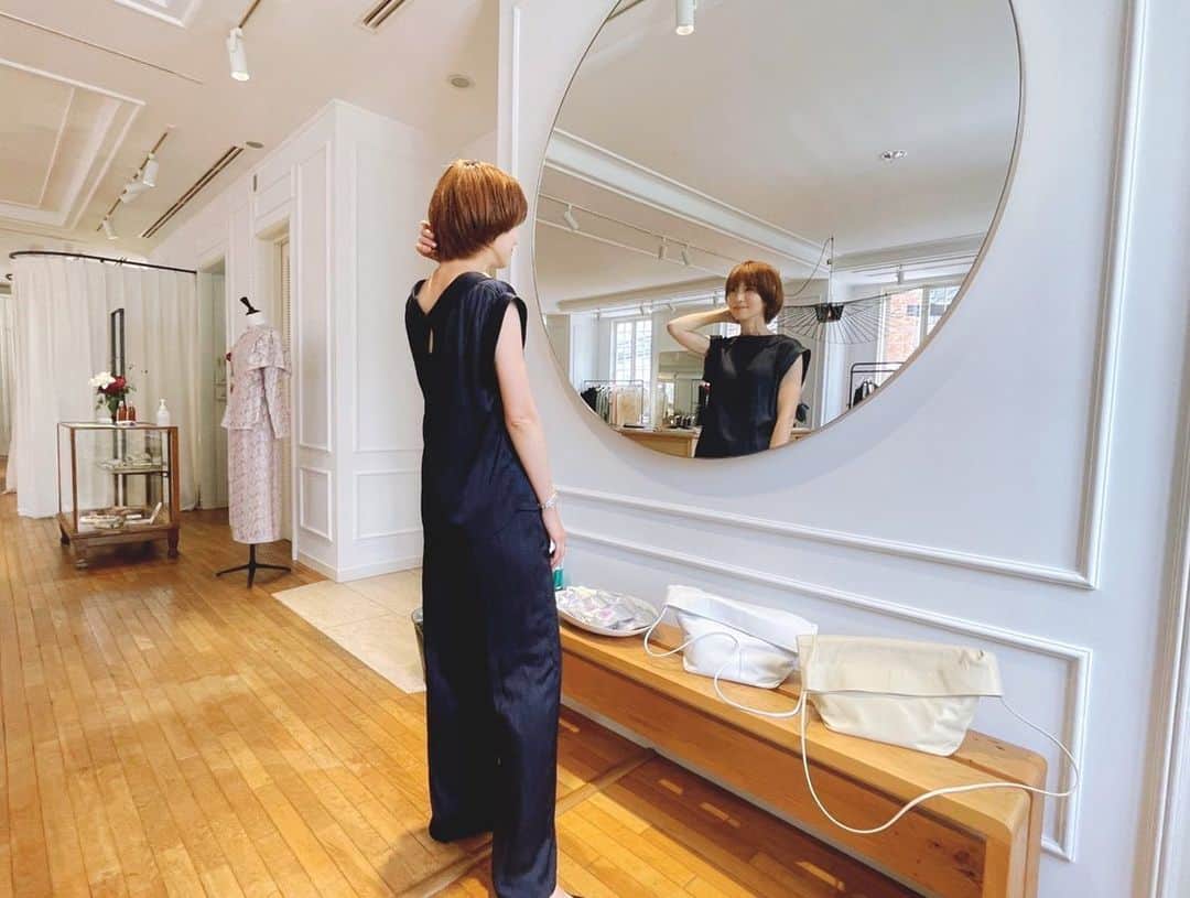 安田美沙子さんのインスタグラム写真 - (安田美沙子Instagram)「この間 @greed_tokyo の展示会に行ってきました🤍  かれこれあゆみさんのお洋服を着出してから20年くらい！？  やっぱりかわいい、繊細、 エレガント。。。 今の自分にとってもちょうど背筋がのびる感じで、改めてステキなお洋服に感動したのでした。。  その模様はYouTubeでも見れるのでぜひ🤍 もうかわいいしか言ってない。笑  #greedinternational  #greed #fasion #exhibition #fall #cute #youtube #安田美沙子です」6月9日 20時15分 - yasuda_misako