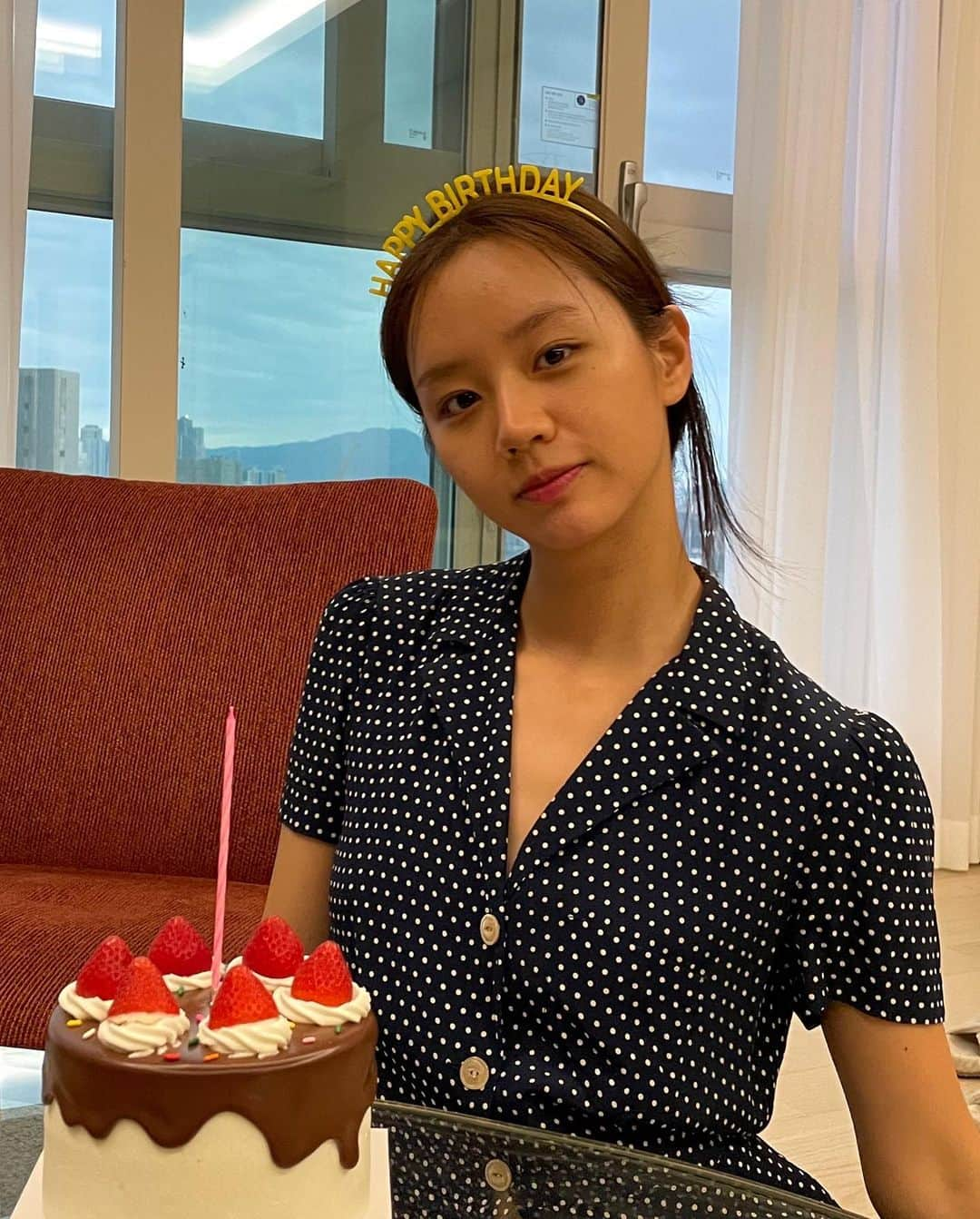 ヘリ さんのインスタグラム写真 - (ヘリ Instagram)「축하해주셔서 감사합니다 ❤️ 20220609」6月9日 22時49分 - hyeri_0609