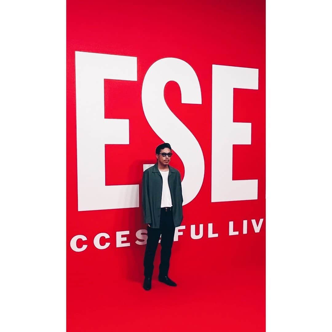 松本利夫さんのインスタグラム写真 - (松本利夫Instagram)「DIESEL FALL WINTER 2022 FASHION SHOW🟥 ありがとう🙌🙌🙌」6月10日 12時48分 - exile_matsu