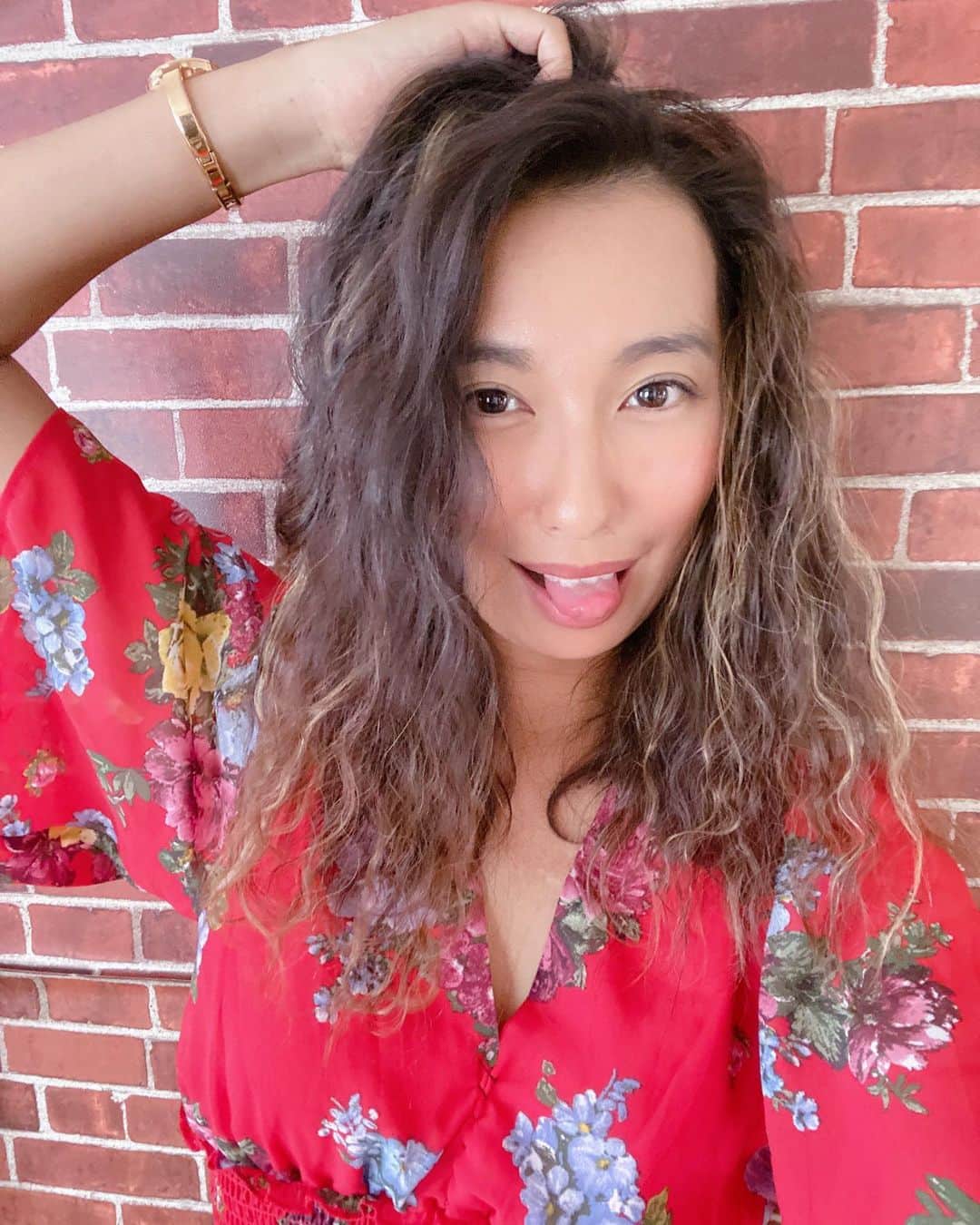 エマ中岡優姫さんのインスタグラム写真 - (エマ中岡優姫Instagram)「今の髪色 すき❤️ 明日キャンプだ🏕 わくわく🔥💓」6月10日 15時50分 - emma__yun