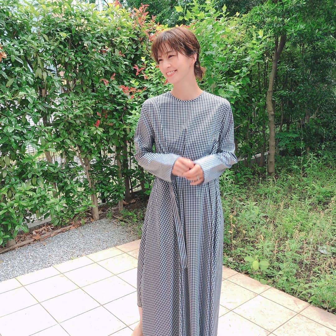 安田美沙子さんのインスタグラム写真 - (安田美沙子Instagram)「今日は、ラジオ&撮影でした🤍  今日の衣装✨  ギンガムチェックがたまらない😍  dress... @greed_int_online_shop  #shooting #radio #check  #onepeace #そしてまた遠方へ。。。」6月10日 20時11分 - yasuda_misako