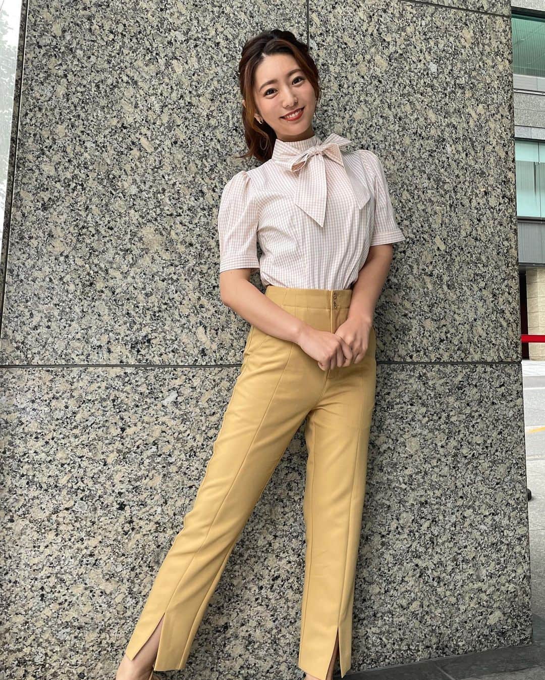 白戸ゆめのさんのインスタグラム写真 - (白戸ゆめのInstagram)「👗 . #東京インフォメーション #衣装 今週もありがとうございました😊 お疲れ様でした💓」6月10日 20時43分 - yumeno.s_