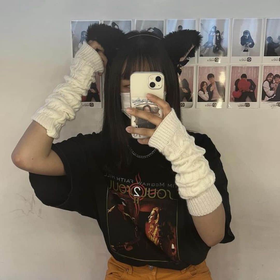 古着女子さんのインスタグラム写真 - (古着女子Instagram)「\ 今注目の アームカバーって ❔ 🫰🏻 /  かわいすぎる アームカバーを使った コーデを 紹介してみました 🙌🏻  -` ̗ 是非参考にしてね 🐻 ˎˊ˗  📸 ： thankyou ▼  @l984__k  @iam_pinoko  @lm06sk   ──────────  🏡古着女子がプロデュースするブランドを紹介🏡  ・9090 ナインティナインティ @9090s_ 👖👟 ・spoon スプーン @spoon__store 🥄✨ ・nemne ねんね @nemne_store 🌿🥛  ──────────  ▫️プロフィールのリンクに 各ブランド サイトが 貼ってありますのでチェックしてください 🔍  ▫️古着を素敵に着こなしてる女性の方を Repostでご紹介させていただきます 🫐   ▫️写真は全て #フルジョ #古着女子 @furuzyo タグ付け投稿 or ご本人様に【掲載許諾】をとっております 🏷‪‪‪‪‬⸒⸒  ぜひ 素敵なコーデを 教えてください 🎧  #古着女子 #古着コーデ #ゆるコーデ #プチプラコーデ #服好きな人と繋がりたい #お洒落さんと繋がりたい #カジュアルコーデ #メンズライクコーデ  #メンズライク女子  #ストリートファッション #ストリート系女子  #スト女 #着画 #ラテカラーコーデ #置き画コーデ #ガーリーコーデ #今日のコーデ #ファッションコーデ #メンズライク #モテコーデ #シンプルコーデ  #古着すきな人と繋がりたい  #春コーデ  #春服」6月10日 23時21分 - furuzyo
