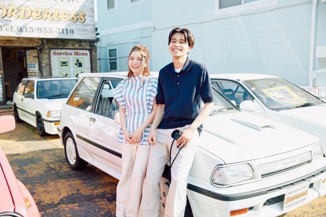 川島海荷さんのインスタグラム写真 - (川島海荷Instagram)「車買っちゃいました🌈笑 　#私たち結婚しました　@kei.umi_watakon」6月11日 9時34分 - umika_kawashima