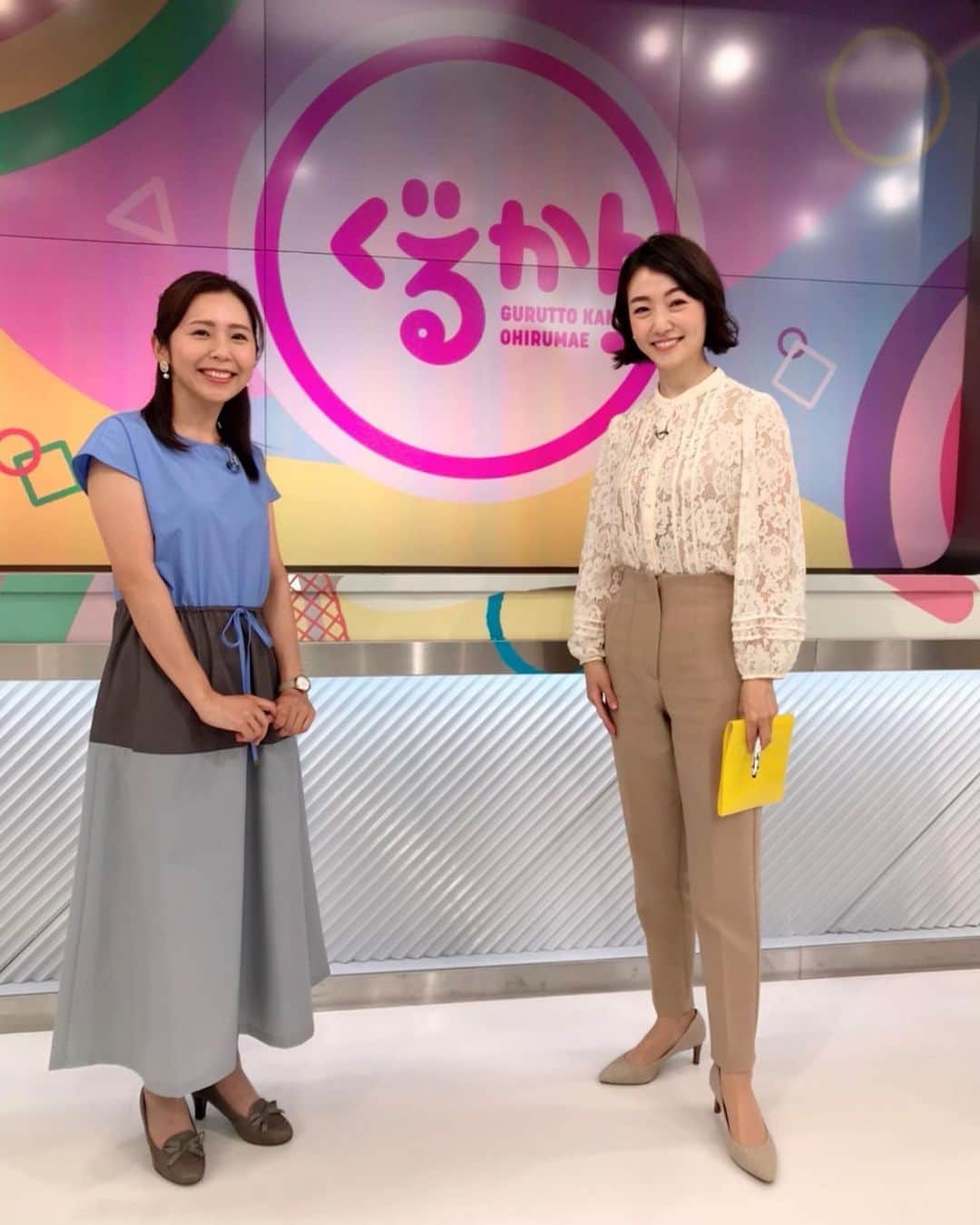 八木早希さんのインスタグラム写真 - (八木早希Instagram)「昨日のNHKぐるかん生放送✨ 華やかなスタジオ楽しかったです💐  このポーズは...最近韓国俳優らSNSでよく見かける！？を真似てみました☺️  #NHK#ぐるかん#荒山沙織#田中愛理#八木早希」6月11日 16時03分 - sakiyagi