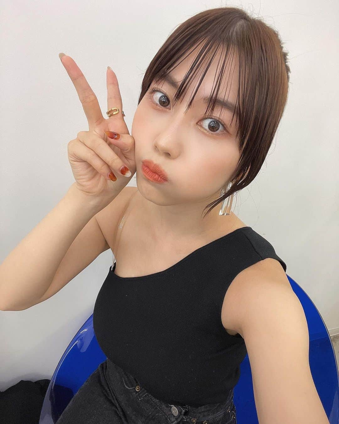 伊織いおさんのインスタグラム写真 - (伊織いおInstagram)「しふく . . . .  #グラビア#グラビアアイドル#インスタグラビア#グラドル#グラドル自画撮り部#自撮り#私服#水着#ヘアアレンジ#写真#写真好きな人と繋がりたい#photo#被写体#撮影会#撮影#ファッション#좋아#셀#팔로우#오오티디#instagood#instadaily#selfienation#me」6月11日 21時15分 - iocos69