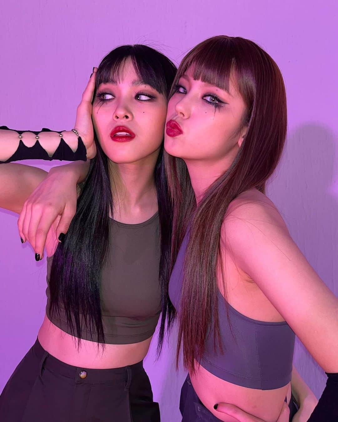 ITZYさんのインスタグラム写真 - (ITZYInstagram)「TWINS👯‍♀」6月11日 23時21分 - itzy.all.in.us