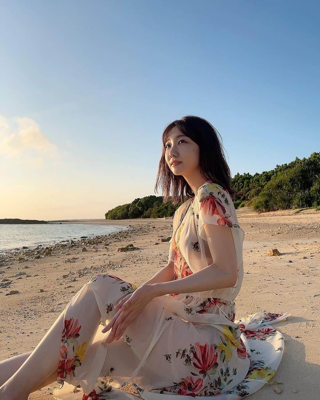 柏木由紀さんのインスタグラム写真 - (柏木由紀Instagram)「𓂃𓊝𓄹𓄺  ヤンジャンの撮影で行った宮古島の 海と夕景綺麗だったなぁ、、、🫠🏝☀️」6月12日 13時47分 - yukikashiwagi_official