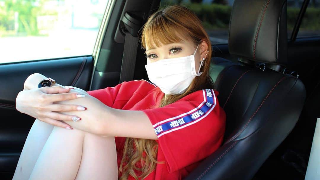 テレスさんのインスタグラム写真 - (テレスInstagram)「昨日の動画の没サムネ達。  #車好き女子 #TOYOTA #harrier  #harrier60  #ハリアー #ハリアー60後期  #ハリアーターボ #愛車紹介 #japanesegirl  #ポートレート」6月12日 18時00分 - tls_telles