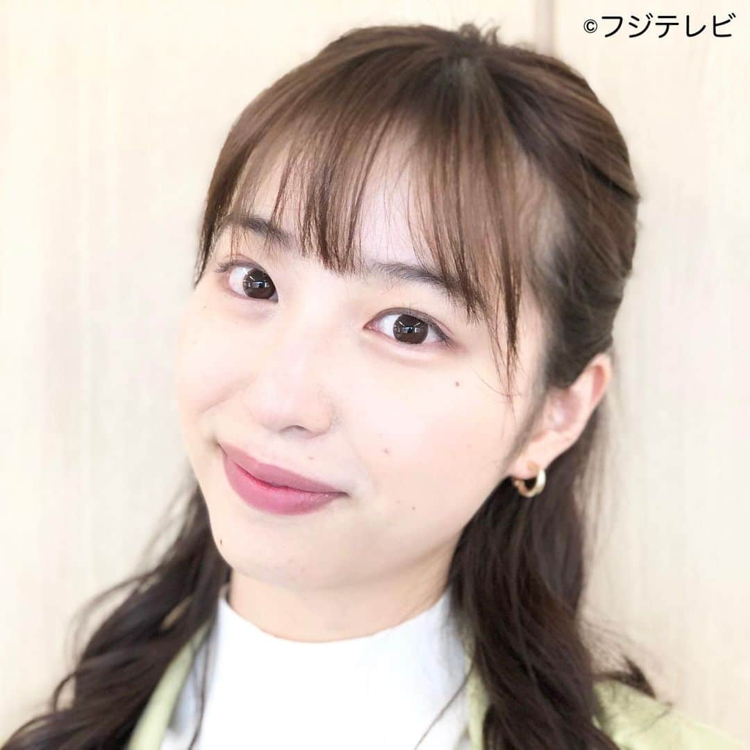 フジテレビ「めざましテレビ」さんのインスタグラム写真 - (フジテレビ「めざましテレビ」Instagram)「ファッション雑誌CanCamとコラボした お天気コーナー「きょう何着て行く？」 林佑香さんの毎日のコーデを紹介♪  6月13日（月） ★コーデ★ ・ジャケット　　@and.couture 　　　１万５９５０円 ・ニット　　　　@murua_official 　　　　　　　４２９０円 ・スカート　　@vis_jp 　　　　　　　　５４７８円 ・靴　　　@dianashoespress 　　　　　　　　１万５９５０円  ・イヤリング　@pastierra 　１万１０００円   ☆ポイント☆ どこかレトロなビッグフラワープリントのスカート💐 こっくりブラウンも相まって ヴィンテージライクなおしゃれ感が漂います✨ ライム色のジャケットを羽織れば今っぽいお仕事スタイルに👩‍💻    #めざましテレビ #きょう何着て行く？ #林佑香 #今日のコーデ #コーデ #CanCam #今日のファッション#ootd #きょう何着て行く？は月〜金朝6時22分ごろ放送  #きれいめコーデ #きれいめカジュアル #大人コーデ #春コーデ #オフィスカジュアル #上品コーデ #アナウンサー衣装」6月13日 18時08分 - mezamashi.tv