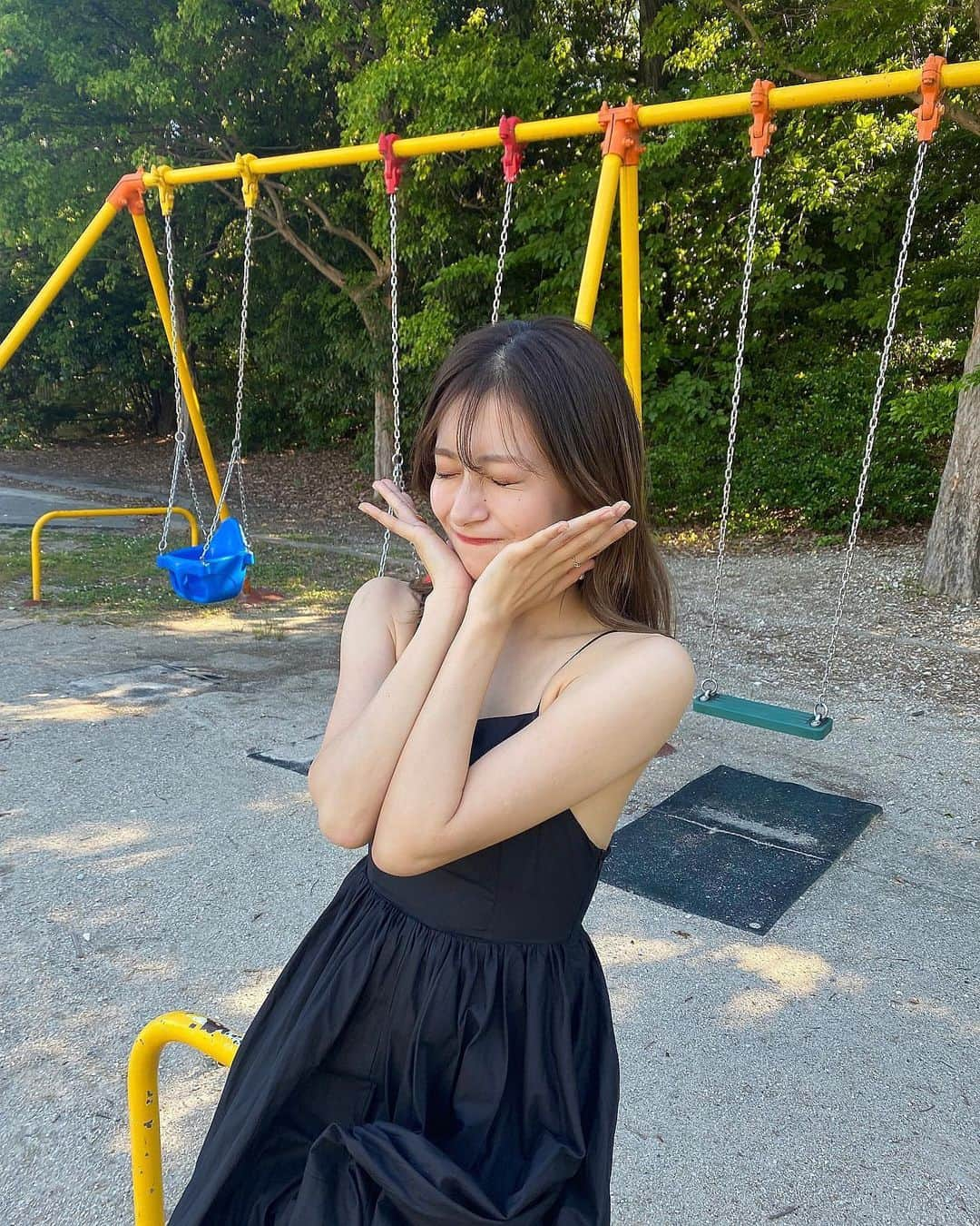 美女美容事情さんのインスタグラム写真 - (美女美容事情Instagram)「《休日は公園で一休み🧋🌼》⁠⠀ *⠀⠀⠀⠀⠀⠀⁠⠀⁠⠀⁠⠀⁠⠀⁠⠀ 今回ご紹介させて頂きますのは!!👀❤️⁠⠀⁠⠀⁠⠀⁠⠀⁠⠀ 水谷 果絵さん<@iamkae1106> の素敵なお写真📸⠀⁠⠀⁠⠀⁠⠀ *⠀⁠⠀ コーヒー飲んでる表情に癒されますね😍✨⠀ こんな美人と公園デートしてみたいです🌺☀️⠀⠀⠀⁠⠀⁠⠀⁠⠀⁠⠀⁠⠀ *⠀⁠⠀⁠⠀⁠⠀⁠⠀⁠⠀ 水谷 果絵さん<@iamkae1106> 素敵な投稿をありがとうございました☺️📸✨⠀⁠⠀ 水谷 果絵さんのアカウントには他にも素晴らしい投稿が沢山ありますので是非覗いてみてくださいね💁‍♀️💙⁠ ⁠⠀ ⠀⠀⁠⠀⁠⠀⁠⠀⁠⠀ △▼△▼△▼△▼△▼△▼△▼△▼△▼ ⁠⠀⁠⠀⁠⠀⁠⠀ ❤️🧡💛「ビジョビ (美女美容事情)」💚💙💜⠀⠀⠀⠀⠀⠀⠀⠀⠀⠀⠀⠀⠀⠀⁠⠀⁠⠀⁠⠀⁠⠀⁠⠀⁠⠀ 👇掲載ご希望の方は👇⠀⠀⠀⠀⠀⠀⠀⠀⠀⠀⠀⠀⠀⠀⠀⁠⠀⁠⠀⁠⠀⁠⠀⁠⠀⁠⠀ @b_b_j.jタグ付けと🖤 #ビジョビ ⁠⠀⁠⠀ 🖤タグ付けお願いします⠀⠀⠀⠀⠀⠀⠀⠀⠀⠀⠀⠀⠀⠀⠀⁠⠀⁠⠀⁠⠀⁠⠀⁠⠀⁠⠀ △▼△▼△▼△▼△▼△▼△▼△▼△▼ ⁠⠀⁠⠀ #美人#美女#休日コーデ#夏コーデ⠀ #カフェ#公園#スタイル抜群⠀ #インスタ美女#インスタ美人」6月13日 18時08分 - b_b_j.j