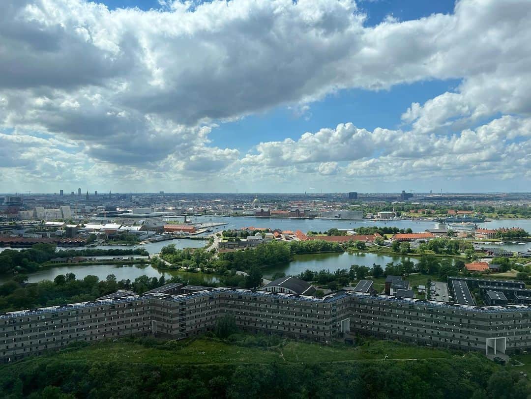 窪塚洋介さんのインスタグラム写真 - (窪塚洋介Instagram)「København Memories vol.2  国が人を、人が国を大切にする。 街のみんな幸せそうだった✨ 「生きることに不安のない国」 だってさ。めちゃいいね。👍」6月14日 2時21分 - yosuke_kubozuka