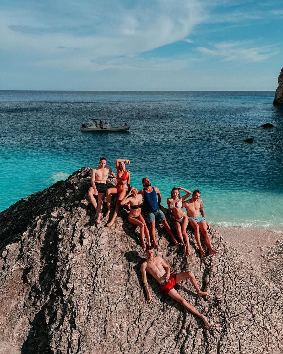 Weronika Bielikさんのインスタグラム写真 - (Weronika BielikInstagram)「Throw back yesterday 🤍 Zakinthos is magic 🥹🤍 Our guide: @magic_tours_grecja」6月14日 20時38分 - veronicabielik