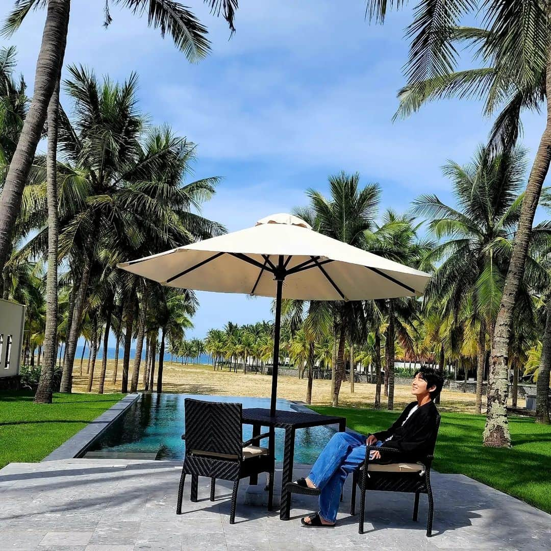 イ・ジュンギさんのインスタグラム写真 - (イ・ジュンギInstagram)「Thank you for your cooperation @fsnamhai #fsnamhai #fourseasons 👏🤙🥰🤗」6月14日 20時58分 - actor_jg