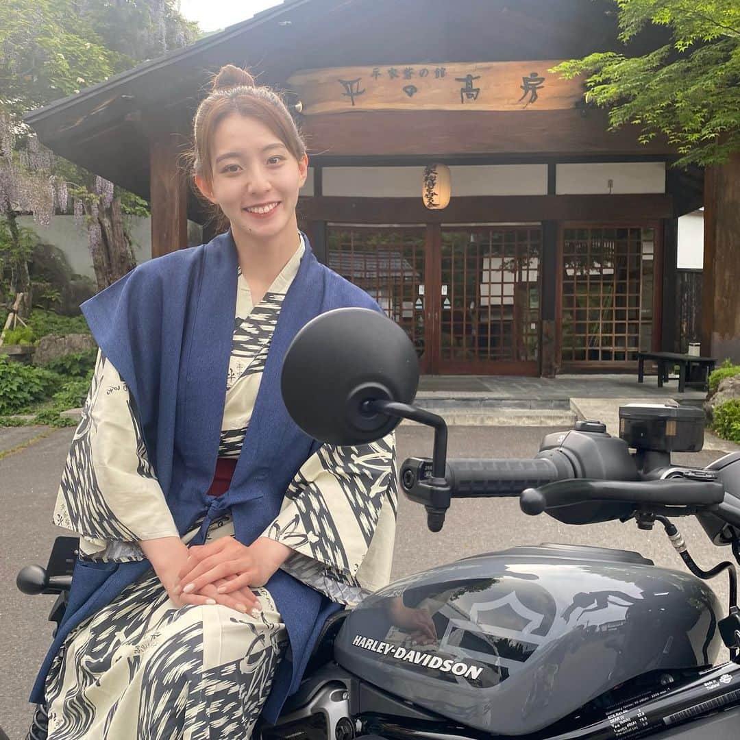 宮原華音さんのインスタグラム写真 - (宮原華音Instagram)「🏍🏍🏍  CLUB HARLEY発売日です！ 今回は栃木県に行ってきました😊  新作の #nightster にのって めちゃくちゃ気持ちよかったぁー🔥  乗りやすいし 見た目も好きで終始ルンルン  とっても楽しい旅でしたので 紙面をご飯ください❤️‍🔥  #clubharley #クラブハーレー #クラブハーレーイメージキャラクター #harleydavidson #ハーレーダビッドソン #バイク女子 #大型二輪 #大型二輪女子 #バイクツーリング #ナイトスター #ツーリング」6月14日 22時20分 - miyahara_kanon