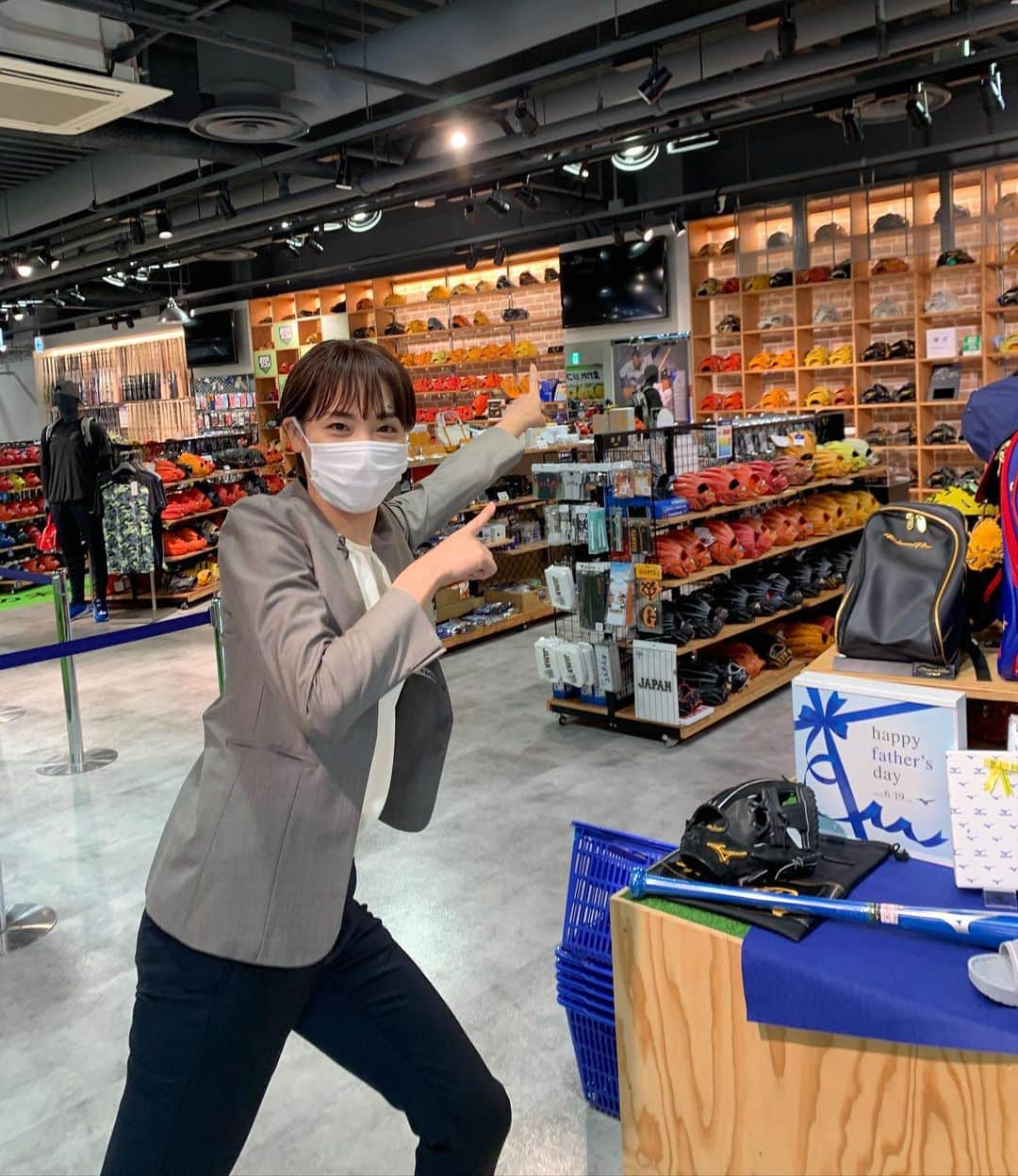 迫田さおりさんのインスタグラム写真 - (迫田さおりInstagram)「・ ミズノ東京本店にも行きました‼︎ ・ ミズノが取り扱っている幅広い商品が置いてあって見ていてとても楽しくなりました😆✨ ・ ・ #ミズノ」6月15日 15時39分 - saori.rio