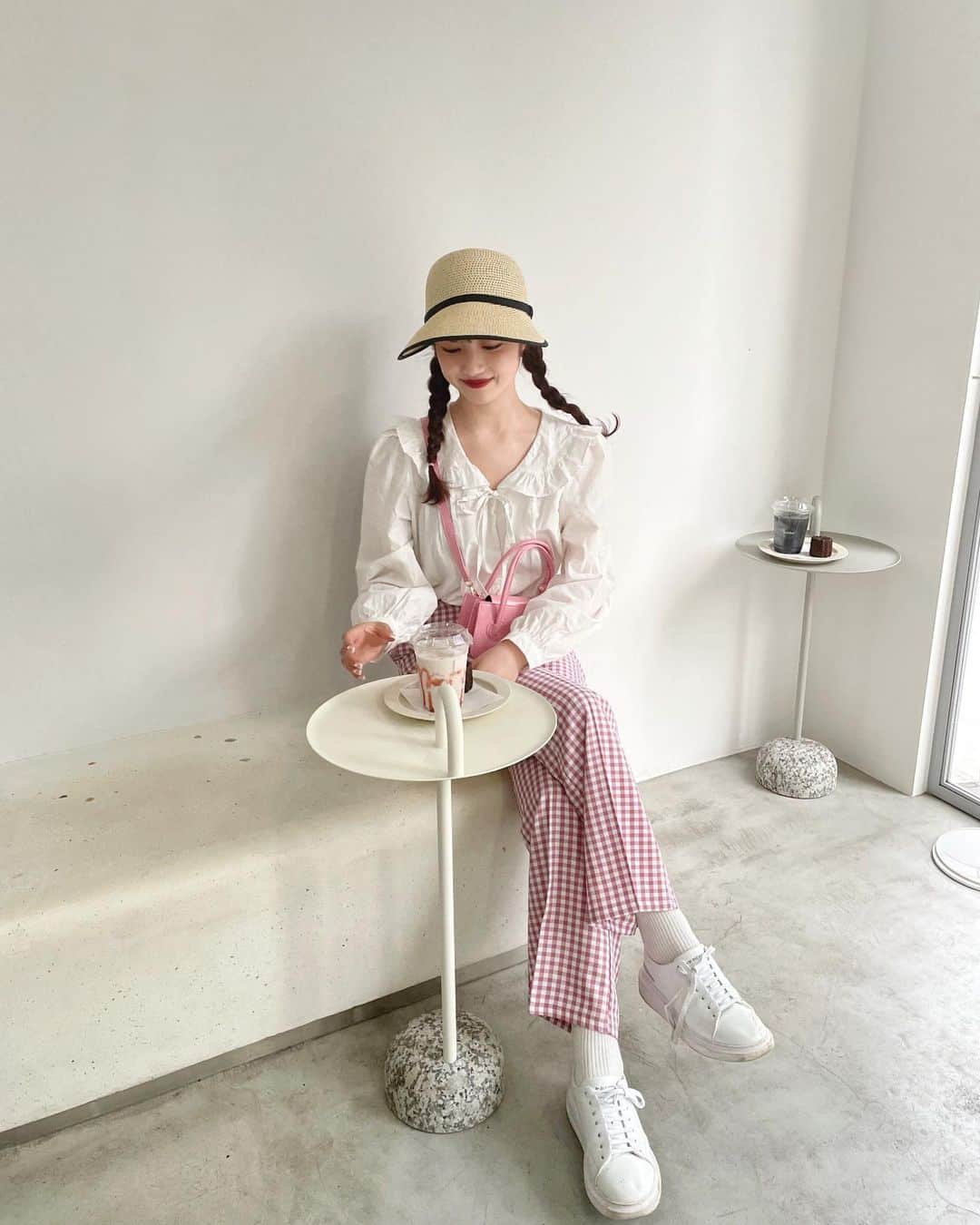 河﨑莉奈さんのインスタグラム写真 - (河﨑莉奈Instagram)「딸기우유 🍓🥛🎀」6月15日 20時40分 - rinya5588