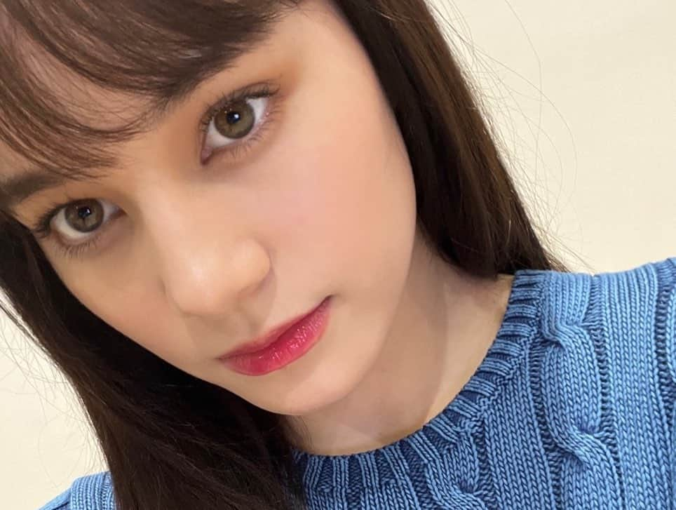 NiziUさんのインスタグラム写真 - (NiziUInstagram)「昨日のインスタライブ楽しかった💛💙🧡  어제 라이브 너무 재밌어떵💛💙🧡  Yesterday instagram live was super fun💛💙🧡 #niziu #withu #riku #nina #mako」6月15日 21時23分 - niziu_artist_official