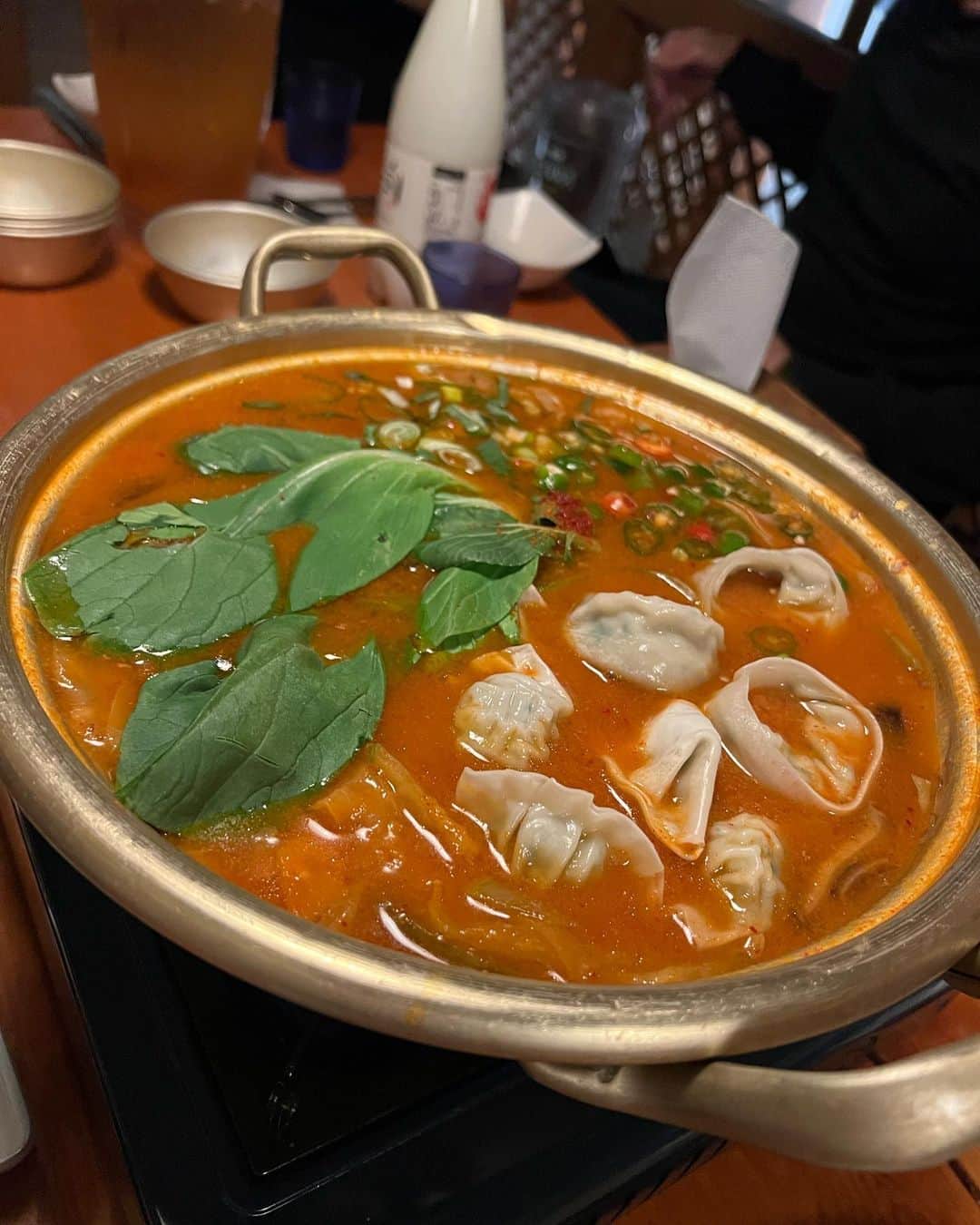 桃乃木かなさんのインスタグラム写真 - (桃乃木かなInstagram)「さなぎのスープ！  韓国ではよく食べられているメニューだそうです！ 味は魚のヒレみたいな味...かな？  経験経験😂😂😂」6月15日 22時23分 - kana_momonogi