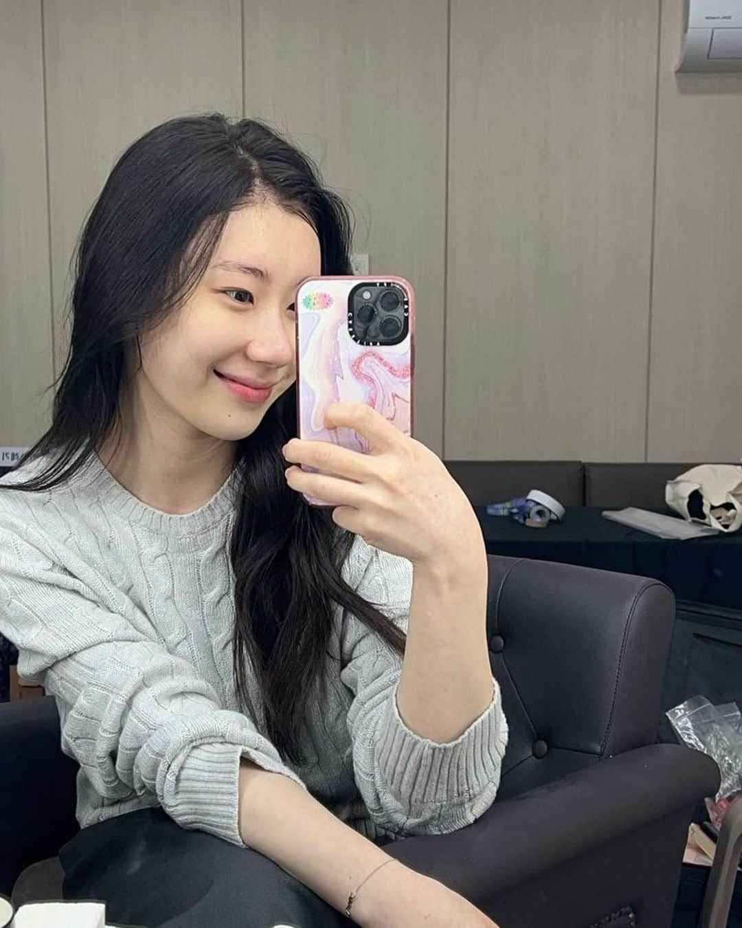 チェリョンさんのインスタグラム写真 - (チェリョンInstagram)「her bare face hits different ✨」6月15日 22時58分 - chaeryeongs.itzy