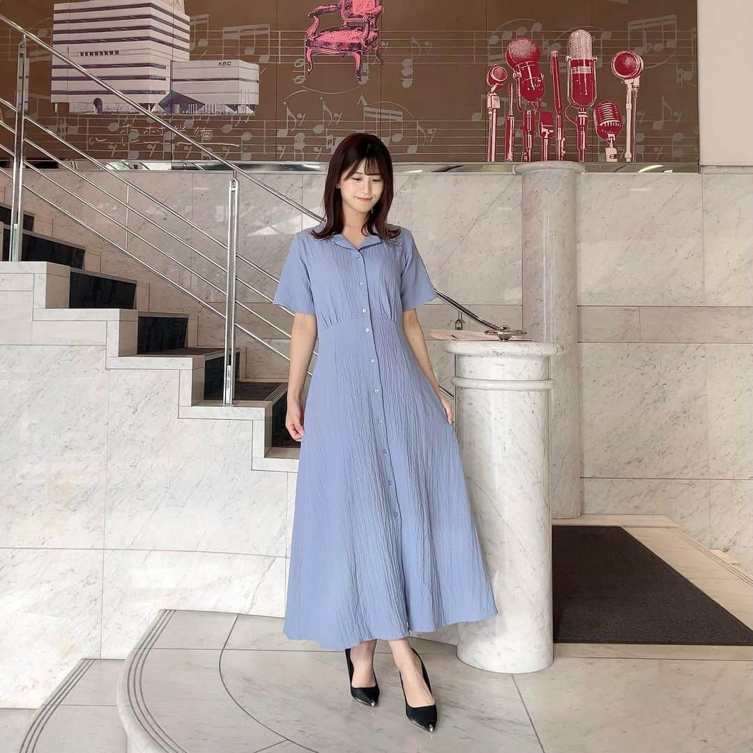 松下由依さんのインスタグラム写真 - (松下由依Instagram)「👗時差投稿🙇‍♀️  アサデス衣装･:*+.  ＊ワンピース @raycassin_   岡山出身、投手のキーマン 藤井皓哉投手にインタビュー🌟 でーれー活躍期待しています！！  衣装は、 紫陽花色のワンピース 梅雨を迎えた感じがしました💠　  サラッと着られるワンピース、 夏にはかかせないですね！  #アサデス #衣装 #アナウンサー #fashion  #ファッション #夏 #コーデ」6月16日 12時41分 - matsushita_yui_kbc