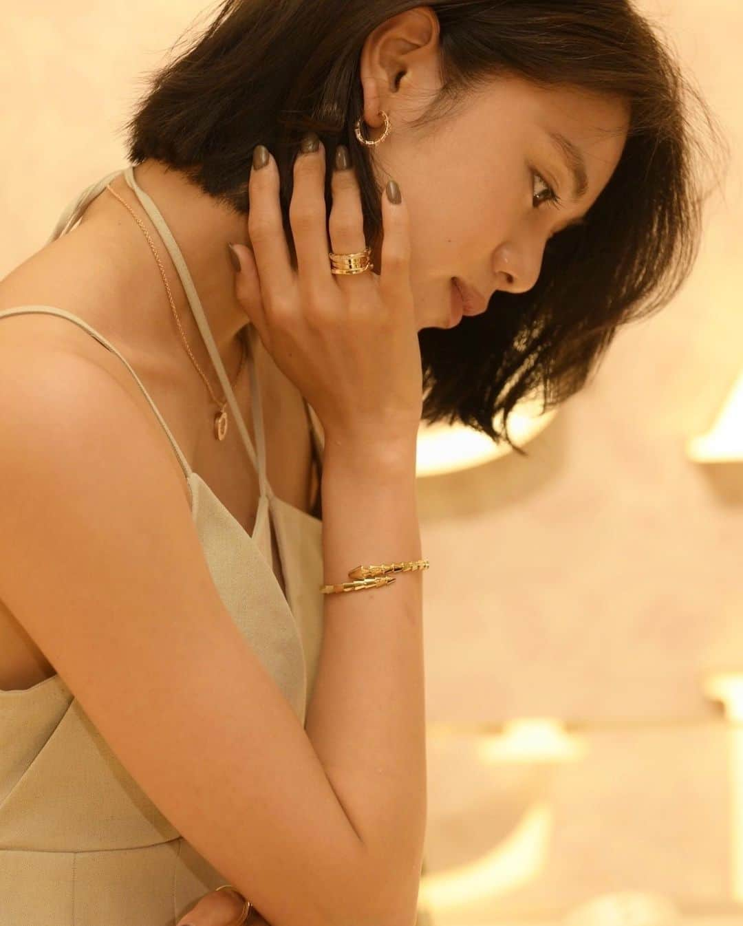 佐藤晴美さんのインスタグラム写真 - (佐藤晴美Instagram)「Bulgari「サマー リゾート ポップアップ」へ。  リゾートにもシティにも合う アプリコットやイエローが気になりました💛🧡 梅雨が明けて、夏が来るのが待ち遠しいです✨  6月15日〜6月21日 銀座三越　本館1階 ザ・ステージにて。 ぜひ新作チェックしてみてください！  #Bulgari　 #BulgariWatchJewelry　#BulgariAccessories #pr」6月16日 15時10分 - sato_harumi__official