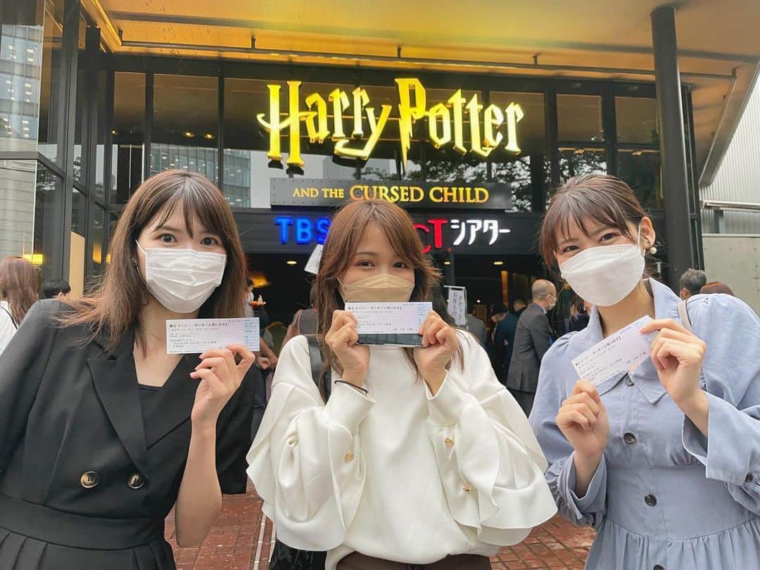 林莉世さんのインスタグラム写真 - (林莉世Instagram)「舞台ハリポタの最終リハーサル行って来た🥹 どんどんハリーポッターの世界に引き込まれて あっっっという間の4時間！！ 本当に目の前で魔法の世界を見たようでした🤩  本は全巻持っているし、もちろん映画は全部見ているし… 圧巻の舞台も見て、改めてハリーポッター大好きだなと実感😮  もう一度見たい！！😍  #舞台ハリポタ #呪いの子 #ハリポタはホリプロで #ハリーポッター#ハリポタ#ハリポタ好き#アナウンサー#フリーアナウンサー#ホリプロ#horipro  舞台『ハリー・ポッターと呪いの子』 TBS赤坂ACTシアター 10~12月公演チケット発売中です✨」6月16日 22時10分 - rise_hayashi