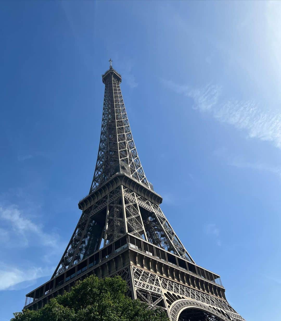 イリーナ・シェイクさんのインスタグラム写真 - (イリーナ・シェイクInstagram)「Paris je t'aime ❤️ 🇫🇷」6月17日 3時01分 - irinashayk
