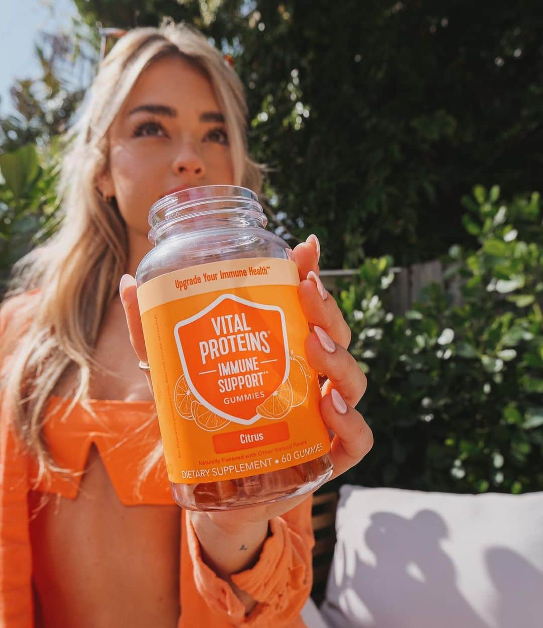 ヴェール・ゲンタさんのインスタグラム写真 - (ヴェール・ゲンタInstagram)「Orange ya glad @vitalproteins gummies exist? 🧡🍑🍊  #vitalpartner #wellnessisvital」6月18日 0時58分 - valegenta