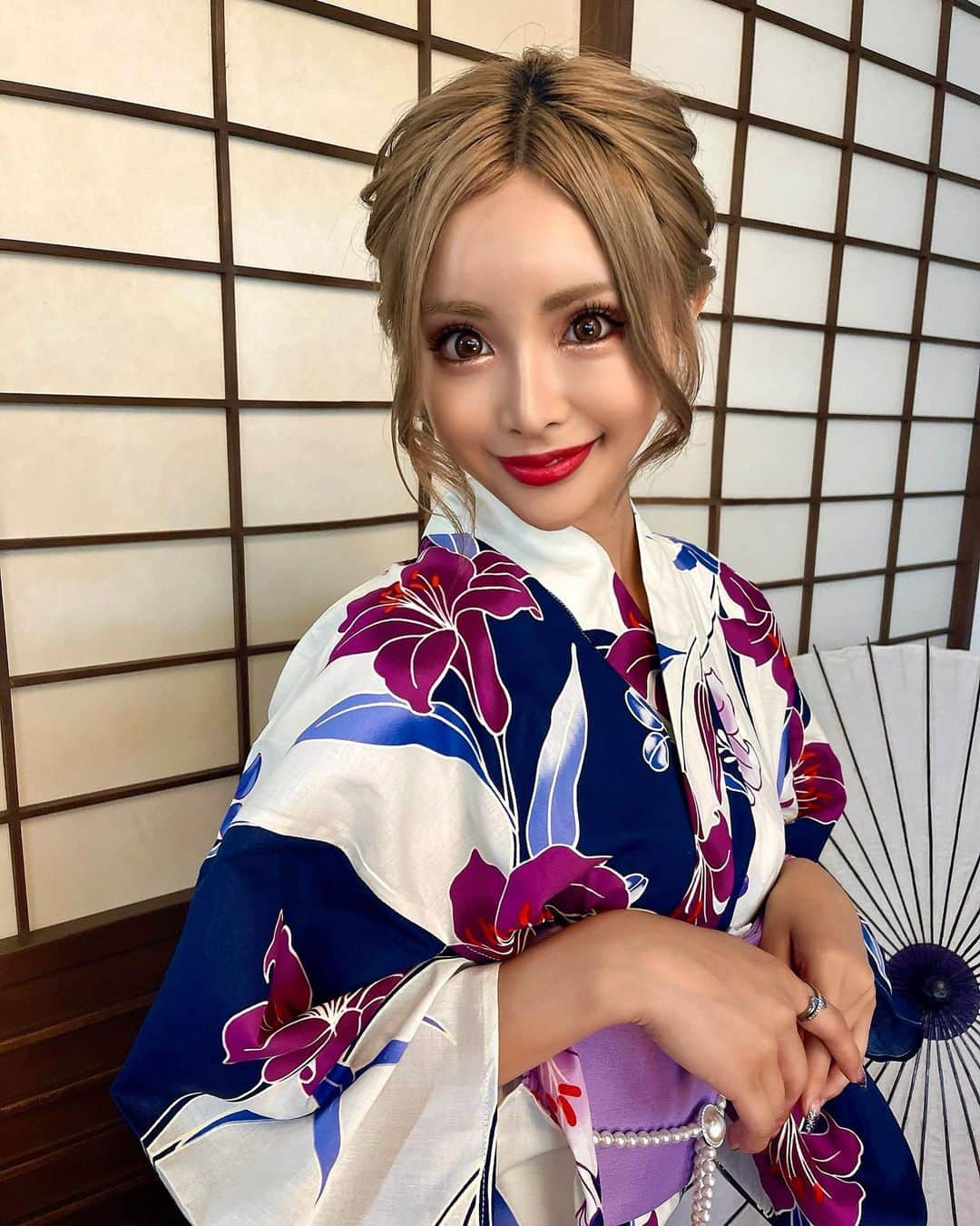 marinさんのインスタグラム写真 - (marinInstagram)「今年は、浴衣着て花火見て金魚すくいをして、 お祭りに行きたぃ😻🏮👘✨ 小悪魔agehaの紙面撮影でした🌈👼 お楽しみに🦋🥰🤤」6月18日 21時26分 - maririn__78