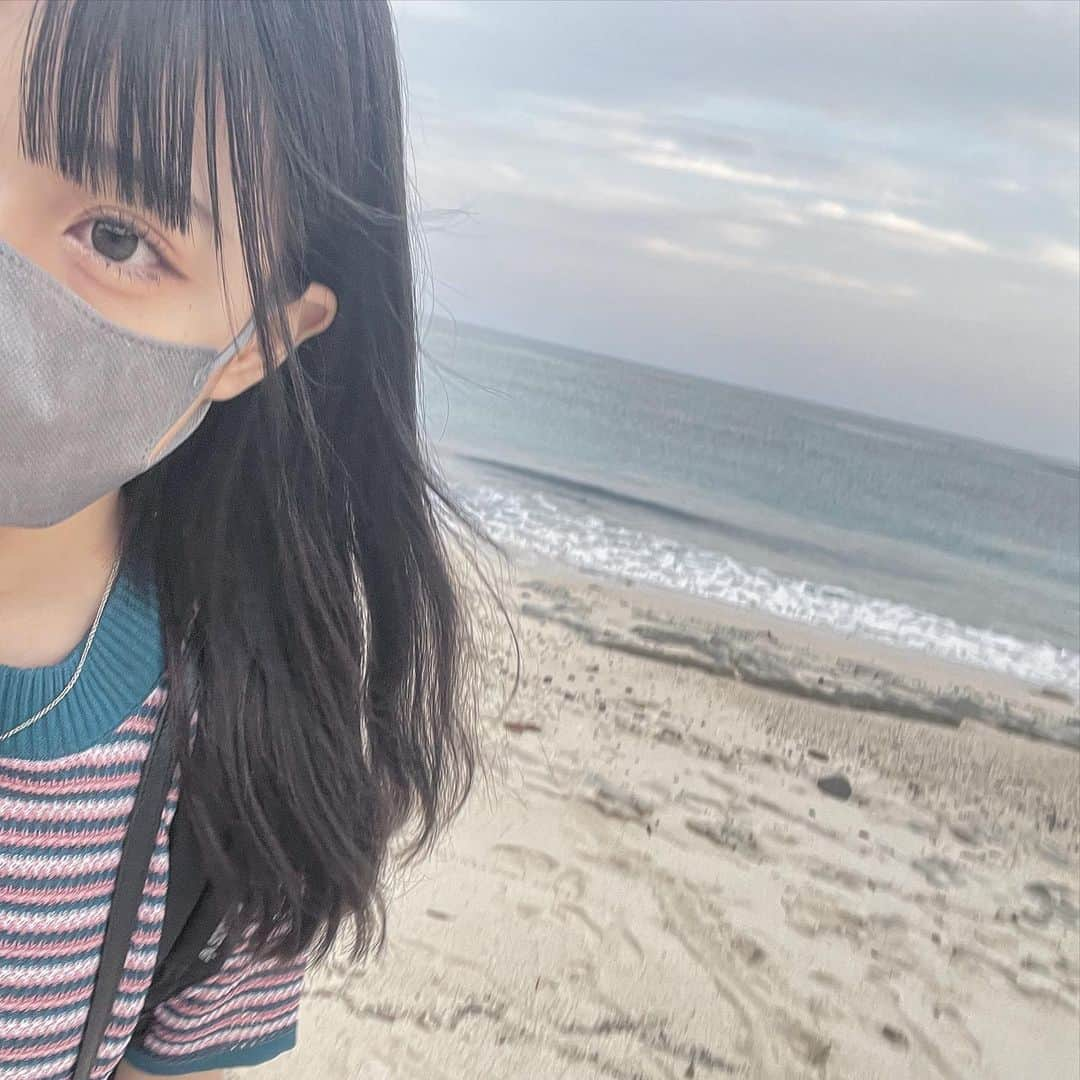 MINAMIさんのインスタグラム写真 - (MINAMIInstagram)「. 今回の旅の行先は鹿児島県でした〜🌀 桜島もフェリーも迫力凄かった✨  海がレベチ🥺💙 あの透明感が大好き！！ 奄美最高🫶🏻  鶏飯がとにかく好き過ぎた また行きたい〜♡‴...🐝 . . . #vlogtiktok」6月19日 11時54分 - mimi.minami.mimi