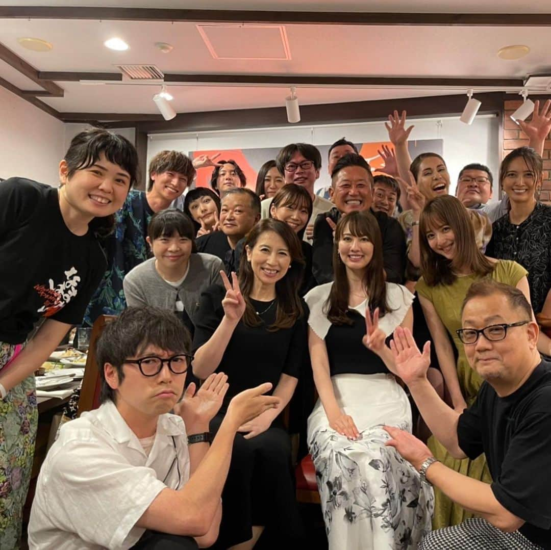 鳥居みゆきさんのインスタグラム写真 - (鳥居みゆきInstagram)「#秋田県人会 【第4回秋田県人会】 参加したんだー お子たちに遊んでもらったー  第4回秋田県人会メンバー #相場詩織 #伊藤麻実子 #奥村茉実 #押尾川旭 #鹿角剛 #加藤夏希 #元爆 #グランジ大 #佐々木希 #磁石永沢たかし #シャバ駄馬男 #セレン #高橋優 #鳥居みゆき #ねじせじも #平岡優也 #堀井美香 #柳家小平太 #渡部秀  #agattetanshie  #赤坂 #秋田料理」6月19日 12時35分 - toriimiyukitorii