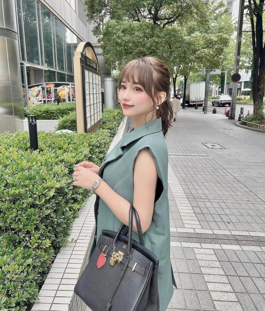 加藤里奈さんのインスタグラム写真 - (加藤里奈Instagram)「⋆ green×black💚🖤  #ootd #fashion #instafood #instagram  #hairstyle #outfit #code #instafashion  #ファッション #撮影 #ヘアスタイル #ヘア  #コーディネート #コーデ #今日の服 #グレイル #grl #プチプラ」6月19日 19時27分 - katoco0326