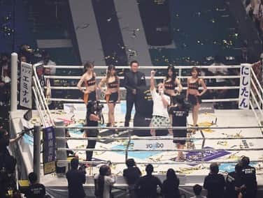 大貫彩香さんのインスタグラム写真 - (大貫彩香Instagram)「ラウンドガールのみんなと！  桜りんちゃん、高橋凛ちゃん、宮原華音ちゃんありがとうございます😊🌸  #R1SE_Force @rise_2003official   昨日の写真を送ってくださる皆様ありがとうございます😊 はあ…🔥興奮が収まりません。わたし今日舞台の顔合わせです。頑張ります！  昨日東京ドームにて行われた 世紀の一戦、格闘技イベント「THE MATCH 2022」は AbemaTVペイパービューではあと5日、 TOKYO MXでは7月24日午後7時からの地上波放送、 特別バージョンを、 それぞれご覧頂けます。  次のRISEは6月24日後楽園で行われます。女性選手のメインイベントも是非ご覧下さいませ❤️‍🔥  #RISE」6月20日 13時45分 - sayaka_oonuki