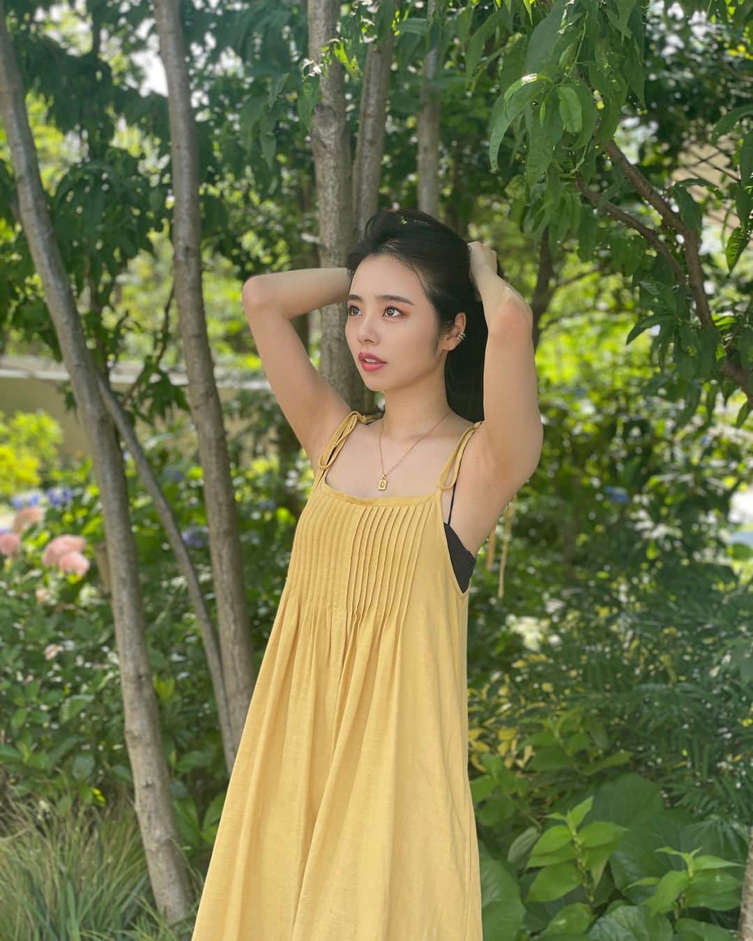 川村真洋さんのインスタグラム写真 - (川村真洋Instagram)「Cute yellow dress ✨  アツイー🫠🌵  早く海外、ハワイとか行きたいです🥹  necklace:リゾートファッション @tothesea_hawaii ×  ハワイアンジュエリー @irie_beach 🍹🌞  dress: @tothesea_hawaii .」6月20日 21時31分 - mahiro_kawamura_official