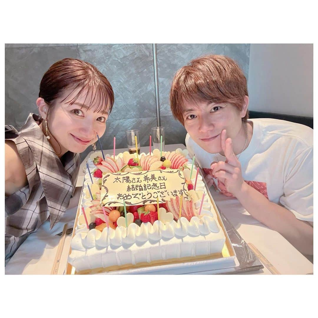 辻希美さんのインスタグラム写真 - (辻希美Instagram)「6.21…入籍記念日💒💕✨"  私が杉浦になって15年が経ちました💒🙏💕💕"  たぁくんを始め…いつも支えてくれるみんな本当にありがとうございます🙏❤️✨✨"  16年目も夫婦二人三脚で頑張って行きたいと思います💒💕💕✨」6月21日 14時08分 - tsujinozomi_official