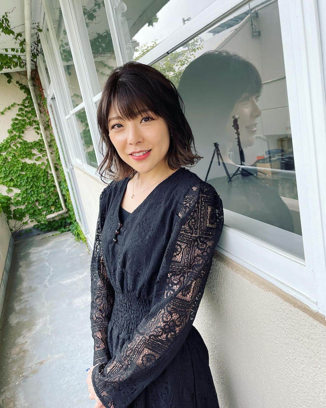 小川麻琴さんのインスタグラム写真 - (小川麻琴Instagram)「ヨガジャーナルオンラインさん( @yogajournalonline )でインタビューして頂いた記事が全編公開になりました🧘‍♀️✨  かなり自然体で等身大の私を知って頂ける内容になっていますので、  もし良かったら34歳になった  今現在の"小川麻琴"を感じてもらえたら嬉しいです😌  数年前から趣味で続けていたヨガがこんな形でお仕事繋がるなんて、、本当にご縁に感謝しかありません🍀🥹🍀  前編 https://yogajournal.jp/13584  中編 https://yogajournal.jp/13585  後編 https://yogajournal.jp/13586 　  ヨガジャーナルの皆さん、 素敵なご縁を繋いでくれたヨガインストラクターののぐちかなこさん( @kaacyan123 )今回は本当にありがとうございました🥰  #ヨガ #ヨガジャーナル  #ヨガジャーナルオンライン  #インタビュー #等身大  #ありのままの自分」6月21日 17時51分 - 1029_makoto