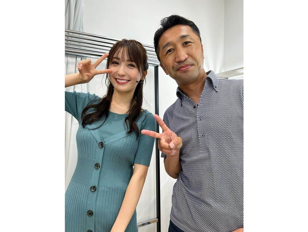 伊藤愛真さんのインスタグラム写真 - (伊藤愛真Instagram)「ボートレース唐津2日間 MCさせていただきました！ 豪華すぎる方々の中こうしてMCできるのは 配信にきてくれるみんなのおかげです😢 今日もたくさんコメントしてくれてありがとう！ 昨日よりもたくさん読めた気がする！ . またMCできるように頑張ります！ 次回こそ莫大な払戻金持って帰ろうと思います✌🏻🤍 . . . PS:内藤さん、長谷川さんは世界王者の方々なのに、性格がとっても穏やかでとっても優しくて本当にありがとうございました(?)語彙力」6月22日 19時01分 - __emagram