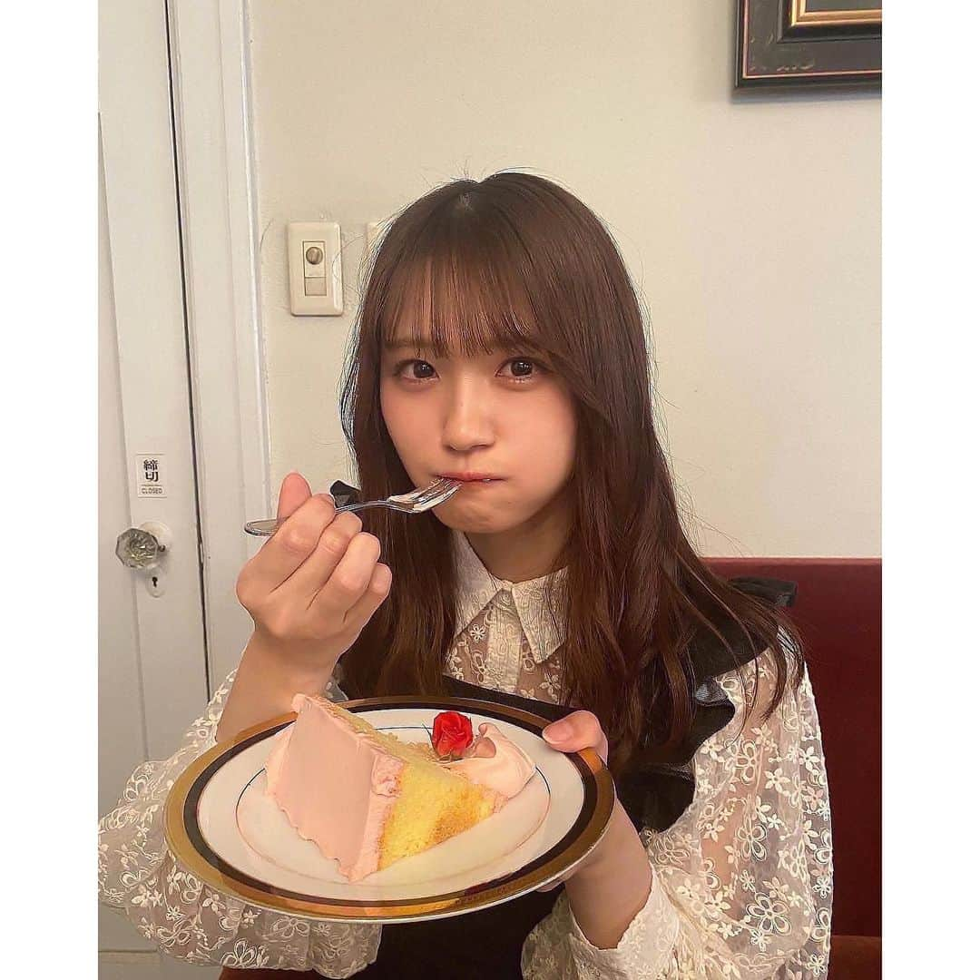 中野愛理さんのインスタグラム写真 - (中野愛理Instagram)「🍰🍴𓈒𓂂𓏸 　　　　　 　　　　　 #今日のらぶこーで #過去pic #フレンチガーリー #フレンチガーリーコーデ #フレンチガーリーカフェ #横浜カフェ #神奈川カフェ #横浜カフェ巡り #神奈川カフェ巡り #元町カフェ #カフェ巡り #カフェ活 #epine #épine #えの木てい」6月22日 21時11分 - airi_nakano_