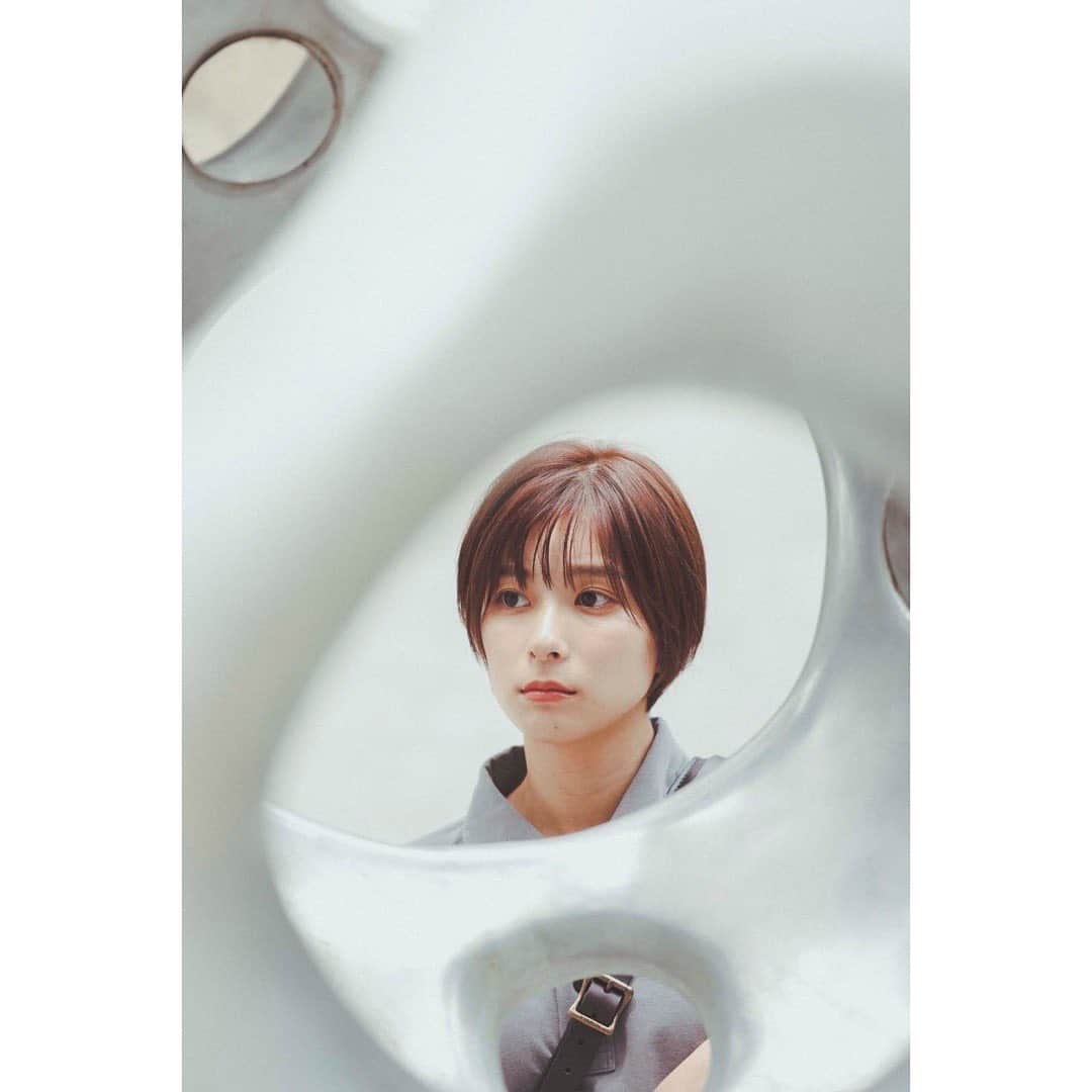芳根京子さんのインスタグラム写真 - (芳根京子Instagram)「mina発売中です！  ちょいおじ🥸  #mina」6月23日 17時43分 - yoshinekyoko