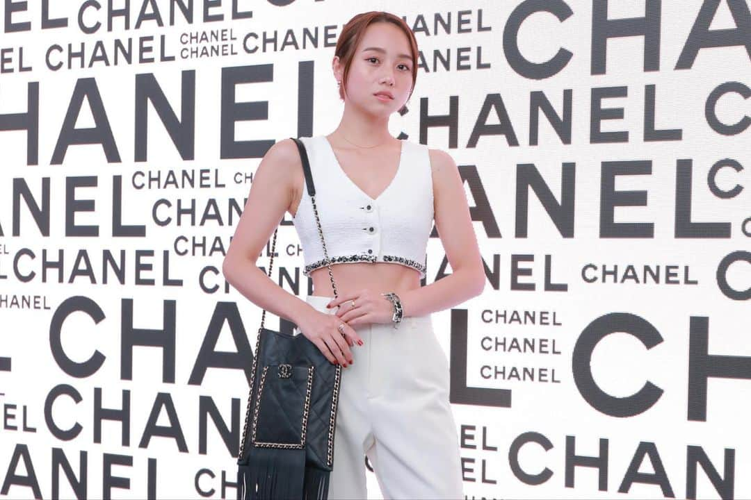 伊原葵さんのインスタグラム写真 - (伊原葵Instagram)「CHANEL WANTED CAPSURE COLLECTION⌚️🤍  昨日は素敵な空間にご招待頂き、お邪魔してきました✨ 私はPREMIEREっていう時計がお気に入りだった〜⌚️  いつか自分に欲しいなぁ…♡  衣装にも気分が上がったよ🫶🏻  #chanelwatches  #chanelwanted」6月23日 21時47分 - aoi186