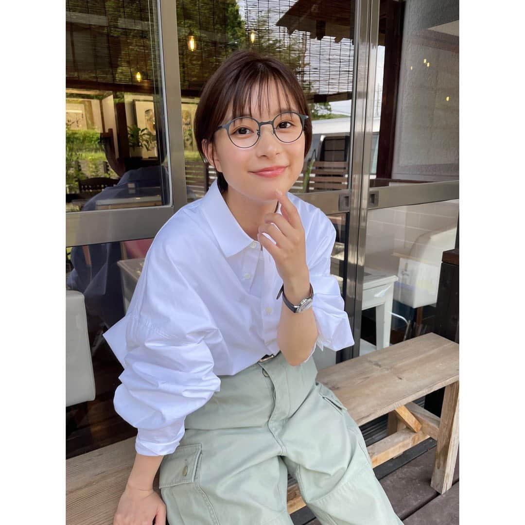 芳根京子さんのインスタグラム写真 - (芳根京子Instagram)「可愛い色のリップつけてもらって喜んでる人、です😚  #mina」6月24日 16時38分 - yoshinekyoko