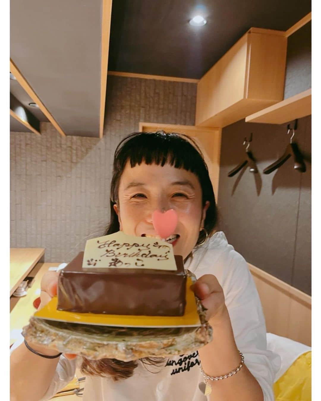 佐々木希さんのインスタグラム写真 - (佐々木希Instagram)「おめでとう、あっこ❤️ いつも現場でもプライベートでも 元気もらってるよ🥰 あっこの笑顔は、皆んなを幸せにします🫶最高！！！  #木津明子 さん」6月24日 16時43分 - nozomisasaki_official