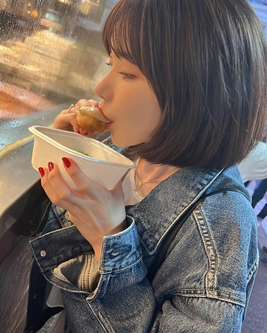 深田えいみさんのインスタグラム写真 - (深田えいみInstagram)「小籠包の汁ってなんでこんな美味しいの🥺」6月24日 17時39分 - eimi0318