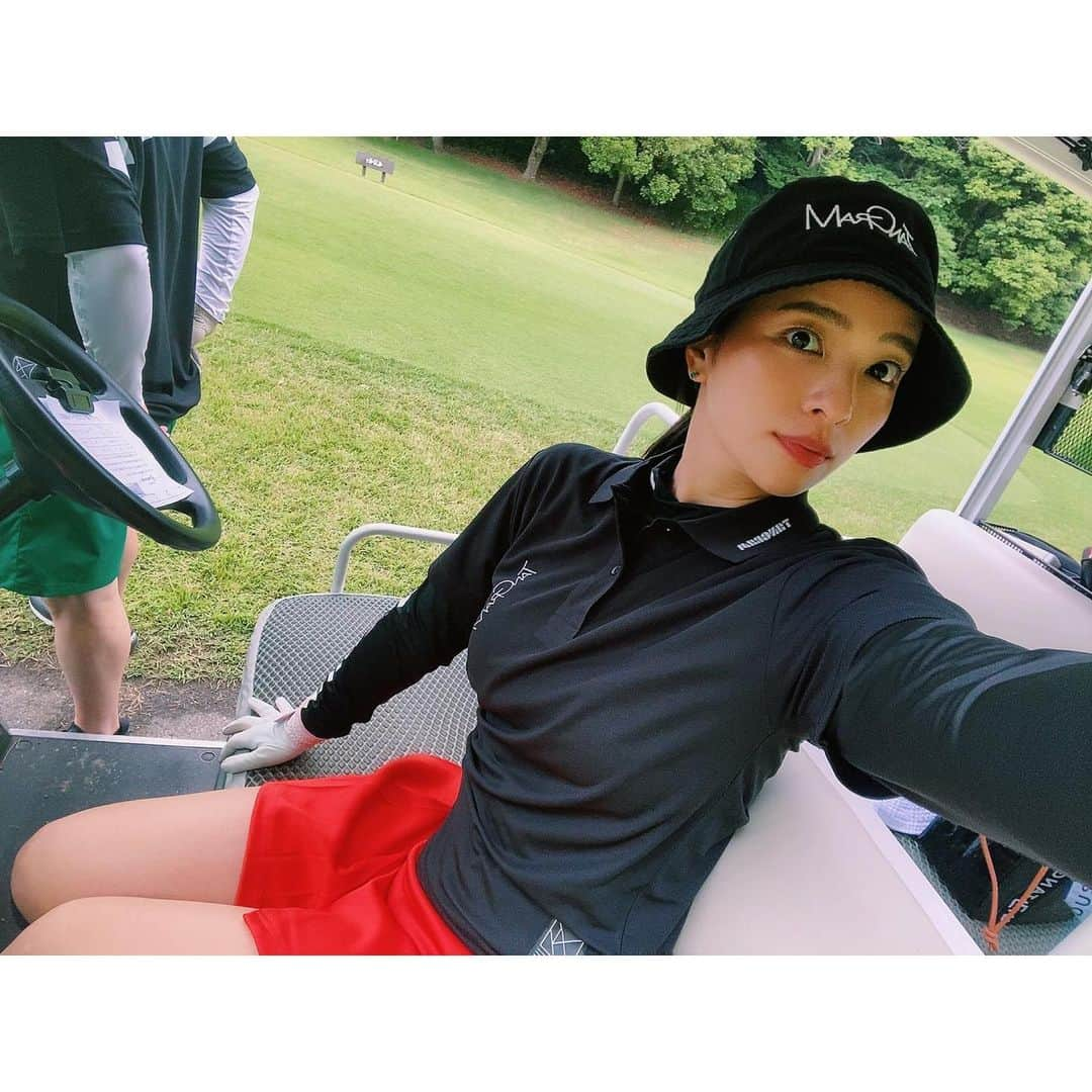 水崎綾女さんのインスタグラム写真 - (水崎綾女Instagram)「Which one do you like??? どの写真が好き？❤︎❤︎❤︎  ⛳️⛳️⛳️⛳️⛳️⛳️⛳️⛳️⛳️  photo by @iriki.mari_official   Special thanks @tangram_tokyo」6月24日 20時28分 - misakiayame