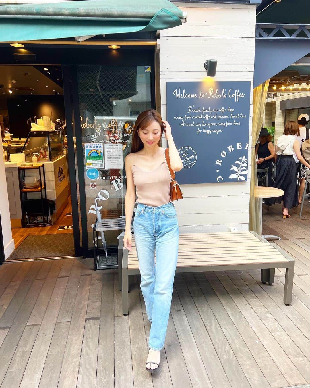 岡部あゆみさんのインスタグラム写真 - (岡部あゆみInstagram)「ootd🥤🥗🌺」6月24日 20時55分 - ayumi_okabe