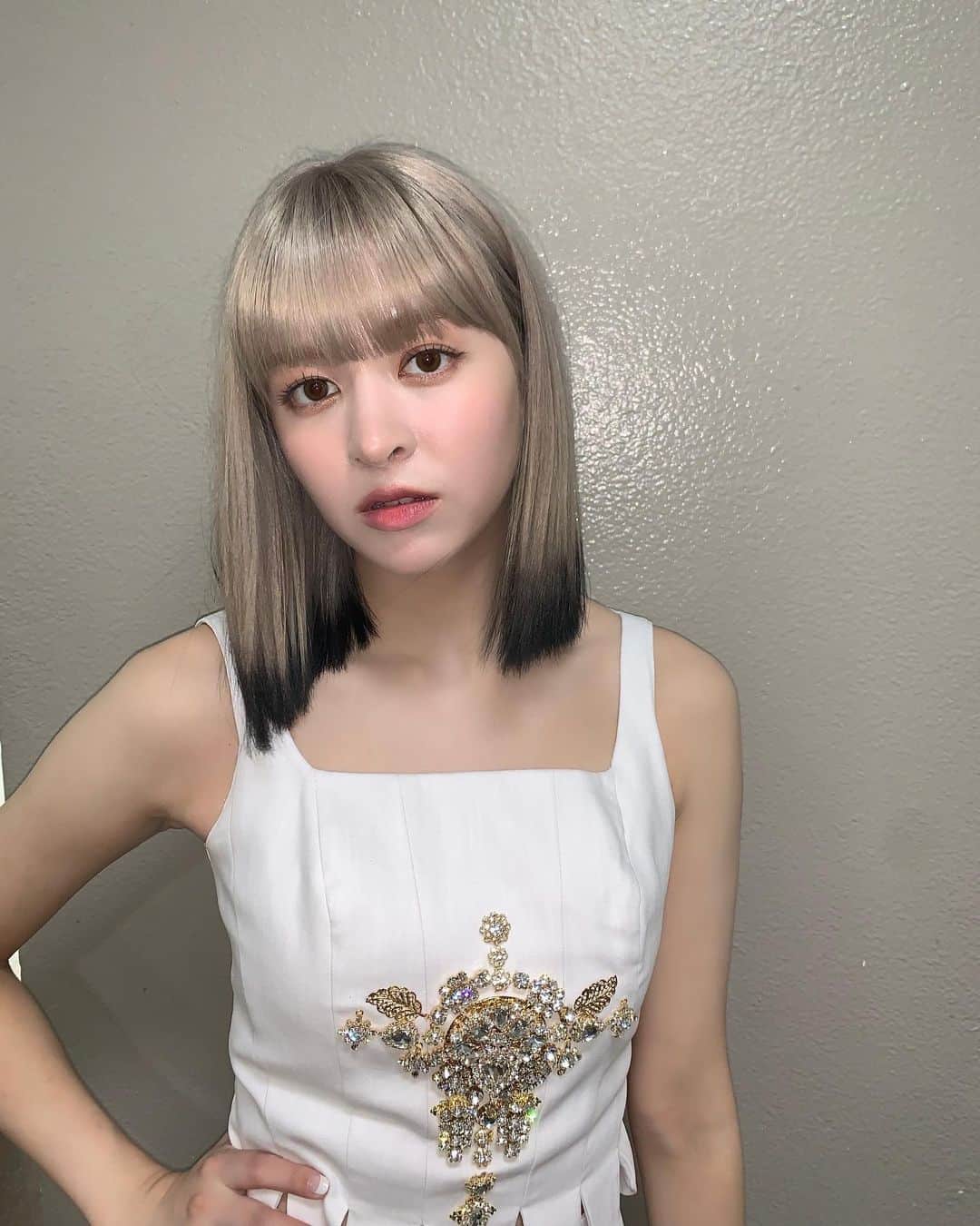 NMIXXさんのインスタグラム写真 - (NMIXXInstagram)「What's that on my head? #newhair #NMIXX #엔믹스 #릴리 #LILY」6月25日 10時52分 - nmixx_official