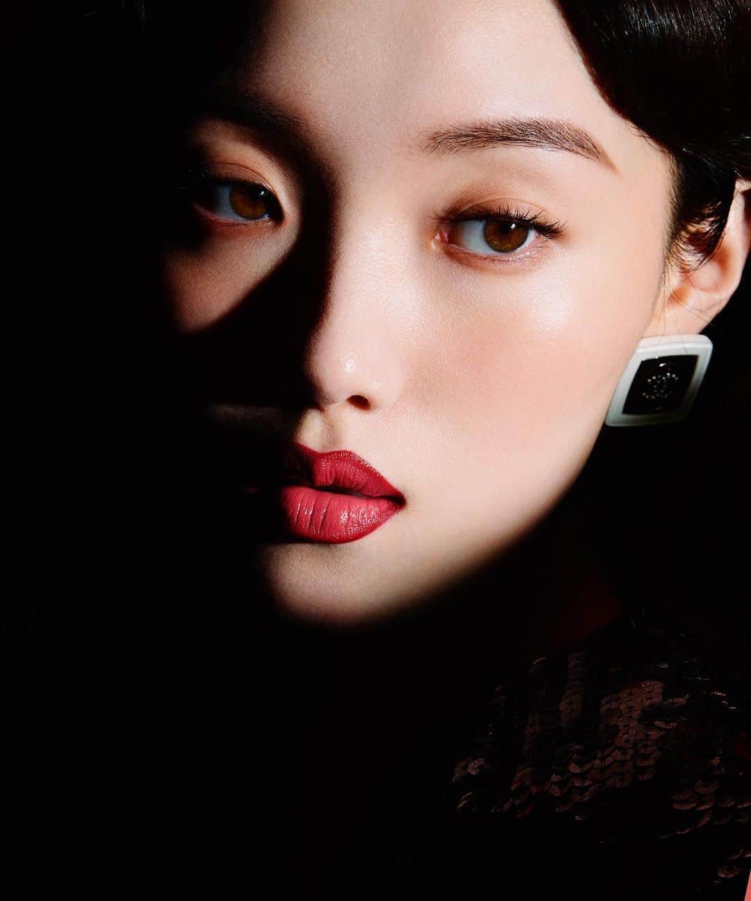 イ・ソンギョンさんのインスタグラム写真 - (イ・ソンギョンInstagram)「B cut, but 💋」6月25日 19時31分 - heybiblee